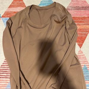 Lululemon swiftly tech LONG SLEEVE spiced chai